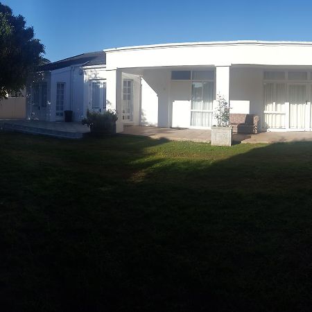 Blu Bed & Breakfast Port Elizabeth Exterior photo