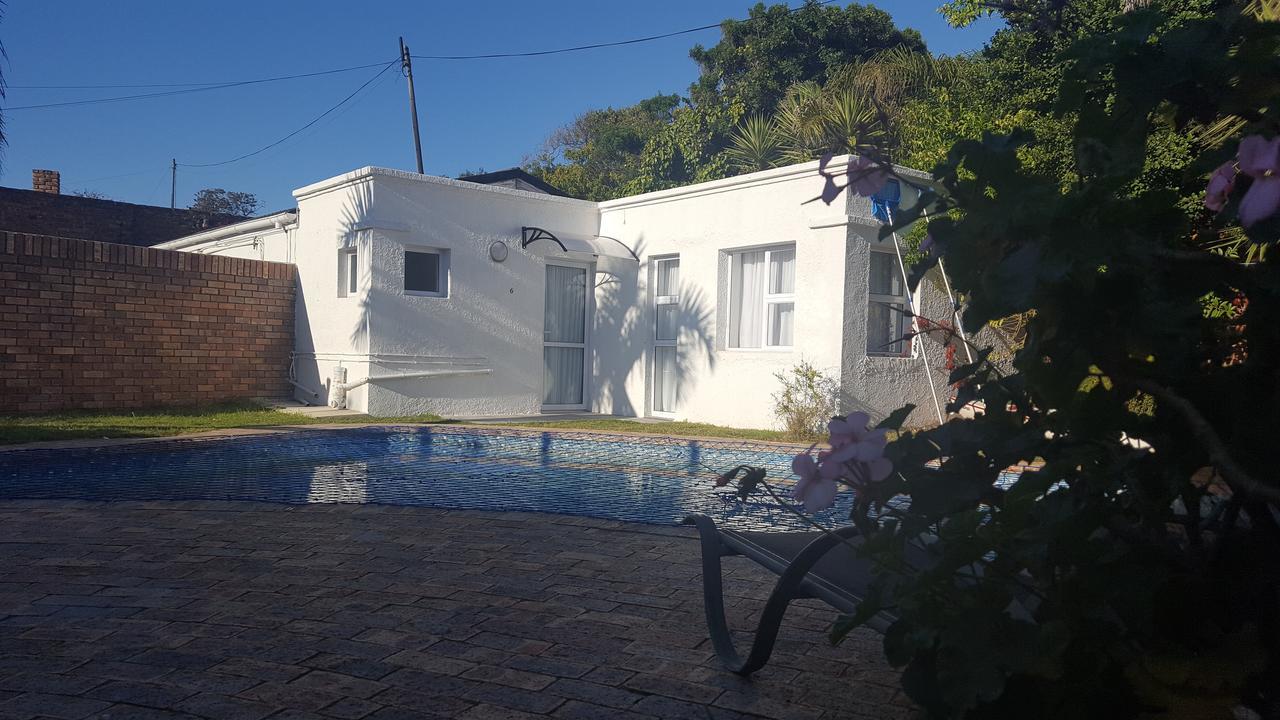 Blu Bed & Breakfast Port Elizabeth Exterior photo